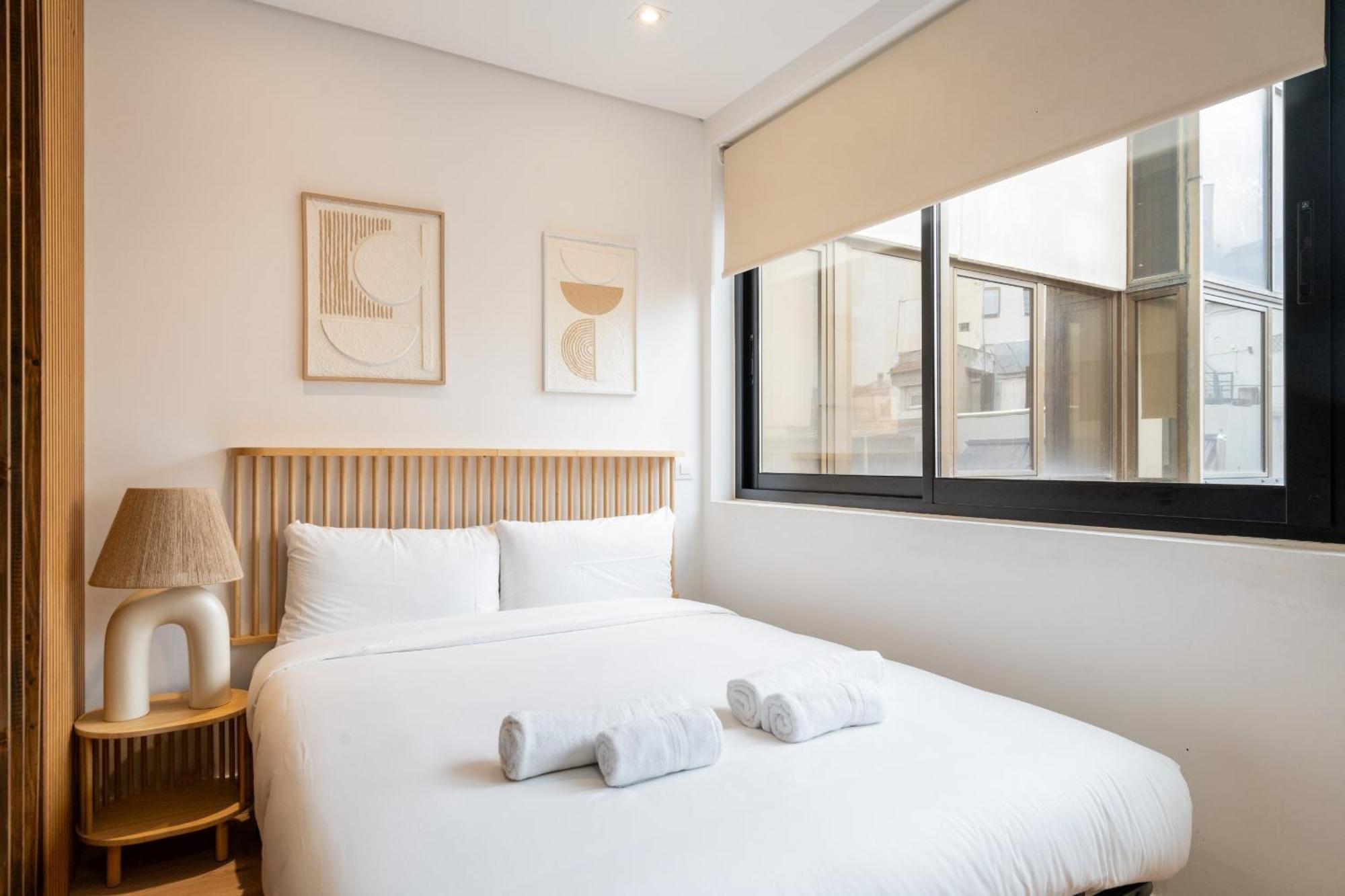 Apartamento Reformado Para 6 Personas En Plena Gran Via Alquiler Temporal Madrid Exterior foto