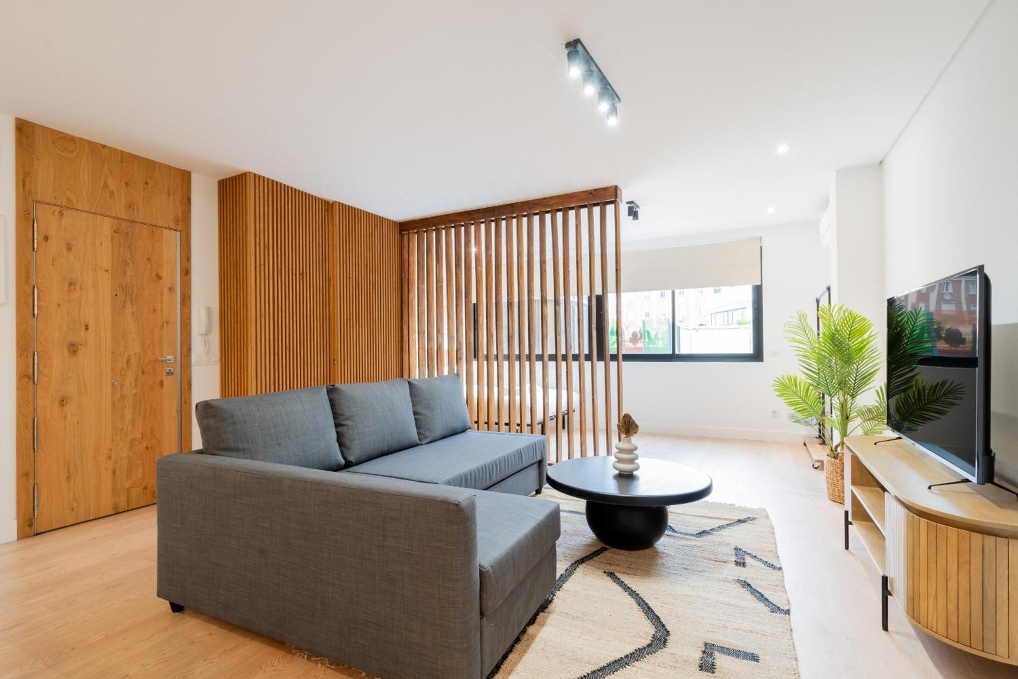 Apartamento Reformado Para 6 Personas En Plena Gran Via Alquiler Temporal Madrid Exterior foto